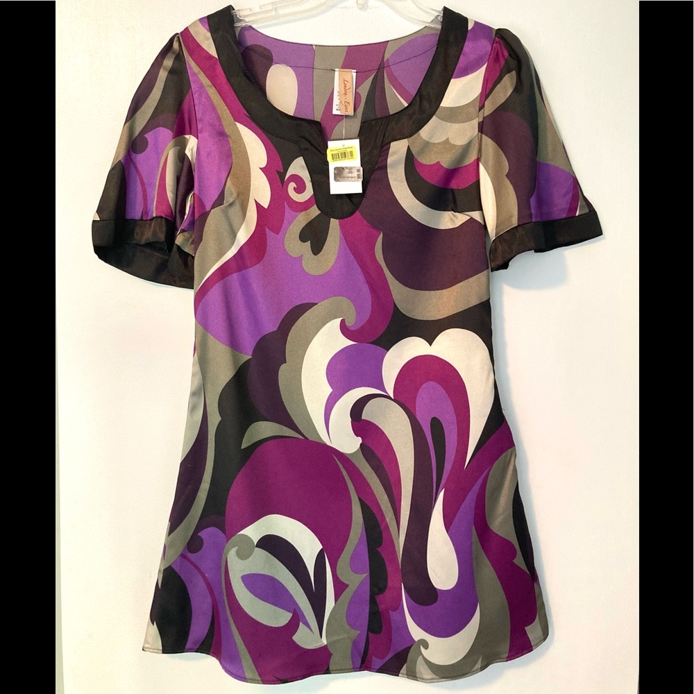 *NWT Lightweight above the knee dress